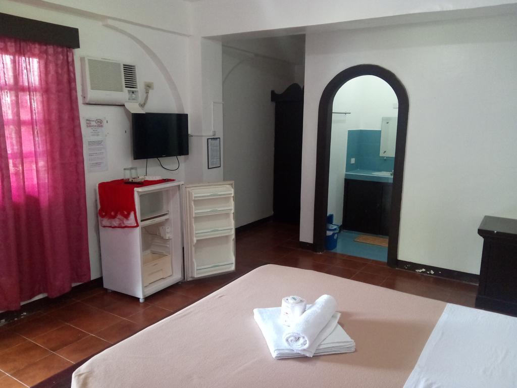 Seashore Beach Resort Puerto Galera Zewnętrze zdjęcie