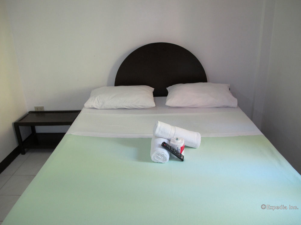 Seashore Beach Resort Puerto Galera Zewnętrze zdjęcie