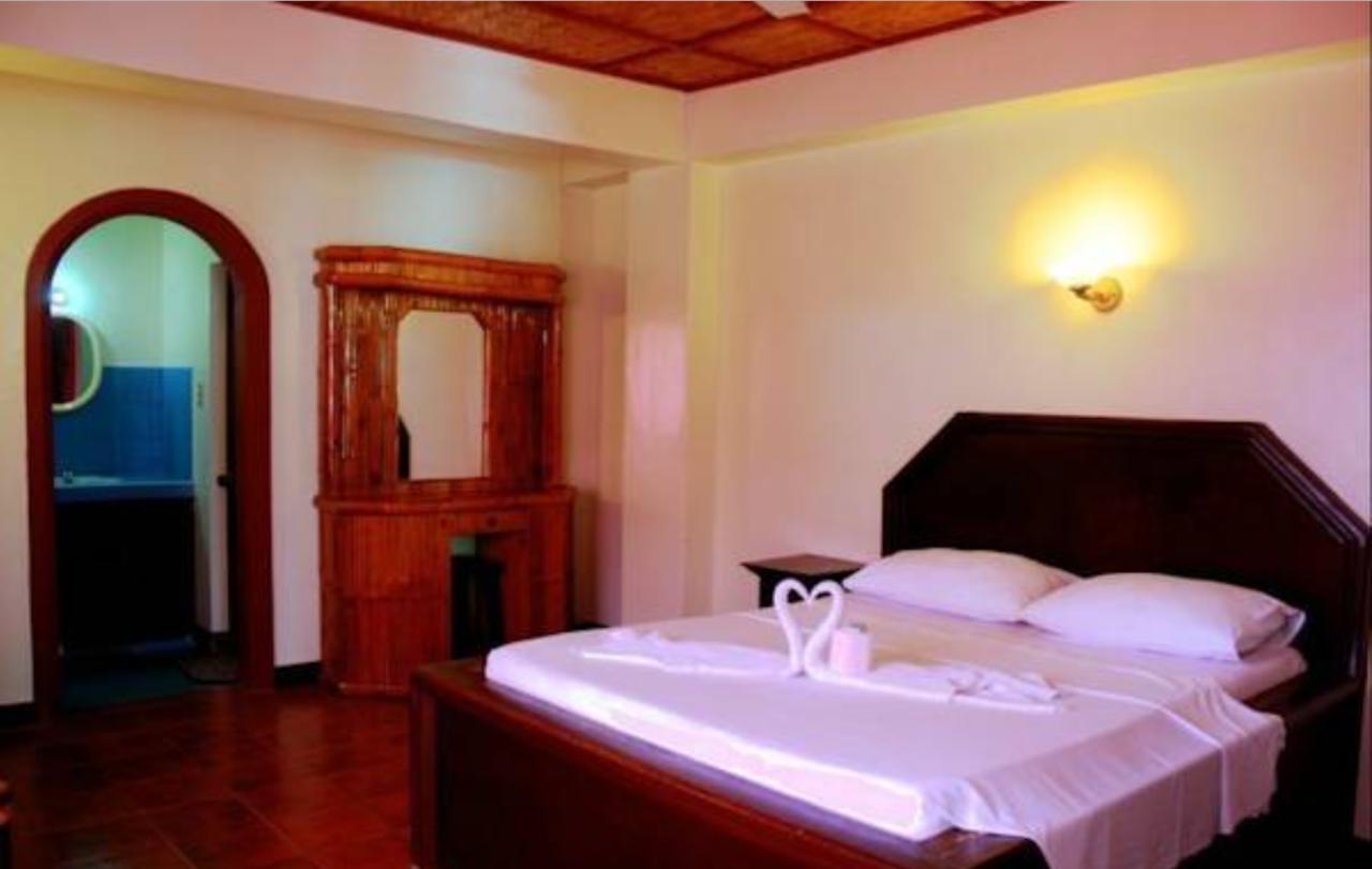 Seashore Beach Resort Puerto Galera Zewnętrze zdjęcie